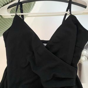 Pretty little black dress, in size M